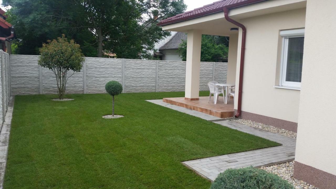 فيلا Rekreacny Dom Flora Veľký Meder المظهر الخارجي الصورة